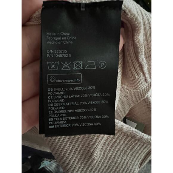 NWT H&M Women's Ribbed Knit Strappy Tank Top Sleeveless Cream Tan Size XL - Picture 9 of 10